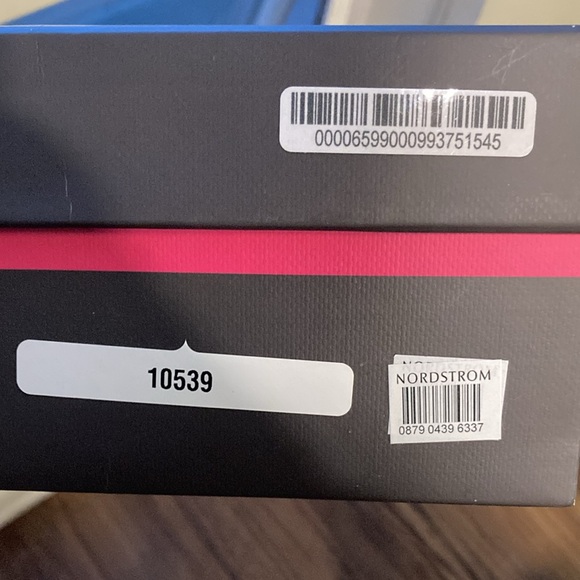 Vince Camuto Anglessi Snake Print Leather Heel Dress Sandals size 7.5 with box - Picture 16 of 16